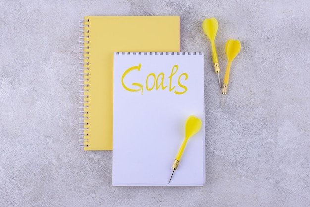The 'Declutter Your Life' Goal Setting Workbook