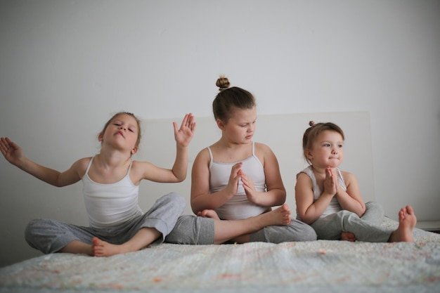 Good Morning, Sunshine! A 5-Minute Wake-Up Yoga Story for Kids