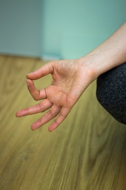 The 'Commuter's Cure': Stretches for After the Drive or Train Ride