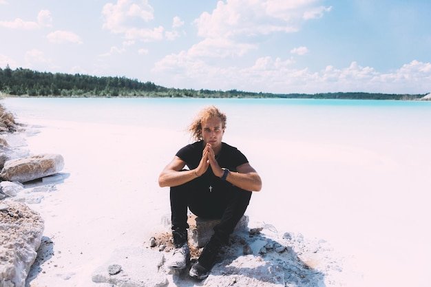 21-Day Deep Dive into Meditation