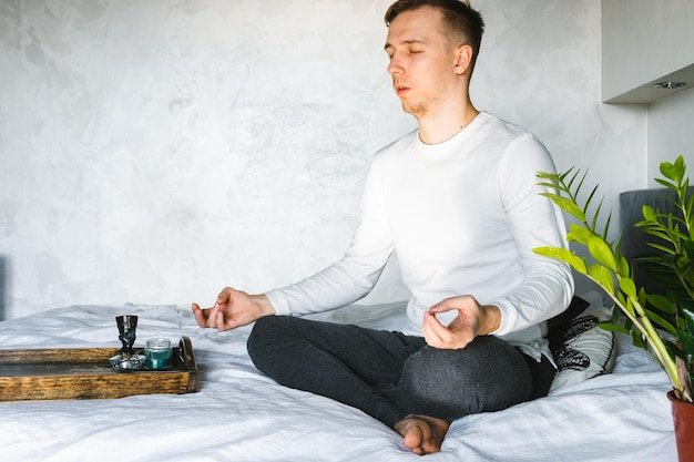 The 12-Minute 'Inner Critic' Tamer